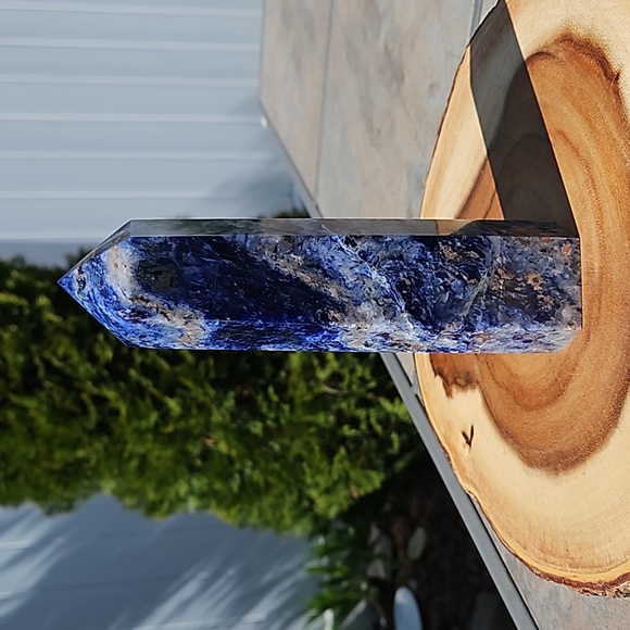 Sodalite Tower with Native Silver Inclusions AAA Quality 720 grams 7.5" tall - Picture 4 of 5